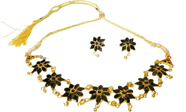 Assamese_Traditional_Gold_Plated_Black_Colour_Golpata_Necklace_Set_For_Women